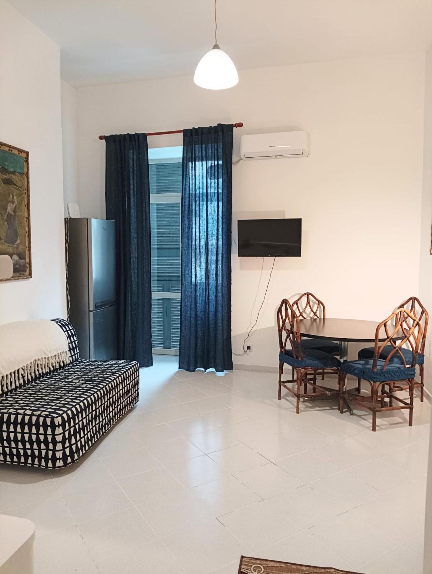 Valerio'S Flat Apartment Pozzuoli Luaran gambar